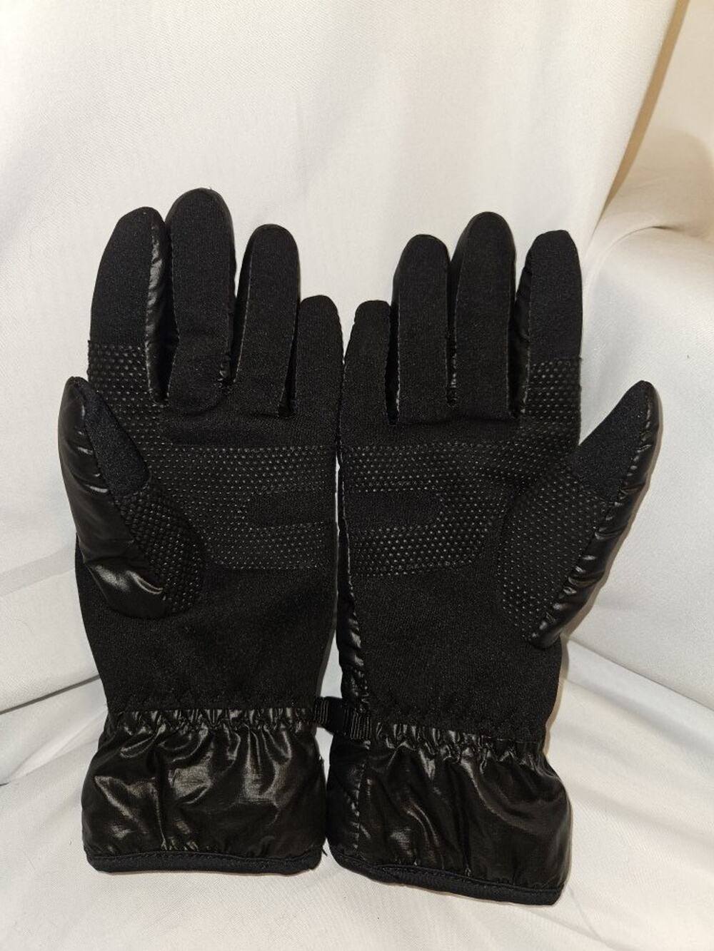 HEAD Black Winter Medium Windproof Gloves Touchscreen Polyester Fiber Fill